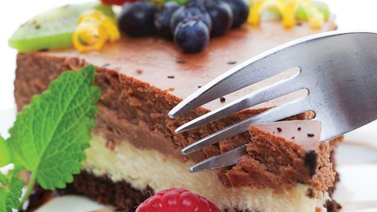 Üç renk cheesecake