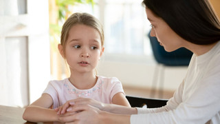 Bir ebeveyn koçuna göre çocukların, sizi gerçekten dinlemesi için 3 öneri