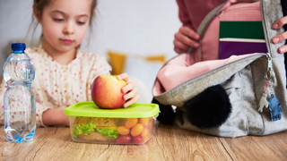 Okul çağı çocukları nasıl beslenmeli? İşte diyetisyen önerileri