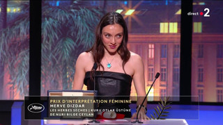 Cannes'da en iyi kadın oyuncu ödülü Merve Dizdar'ın