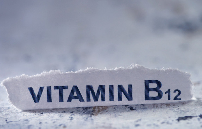 B12 vitamini eksikliği neden olur, belirtileri neler? B12 vitamini nelerde bulunur? B12 vitamini hakkında 12 soru cevap - Resim : 2