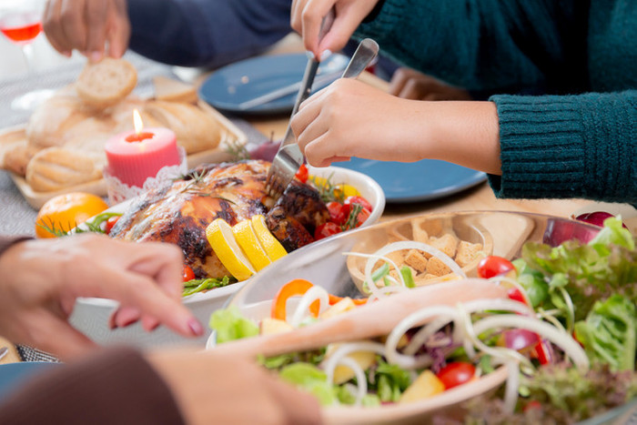 Yeni yılın ilk günü beslenme nasıl olmalı? Yılbaşı yemeğinde fazla kaçıranlara beslenme önerileri - Resim : 1