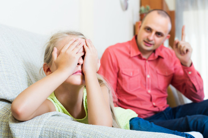Aşırı ebeveyn baskısının zararları nelerdir? Ebeveyn kaynaklı stresin belirtileri - Resim : 1