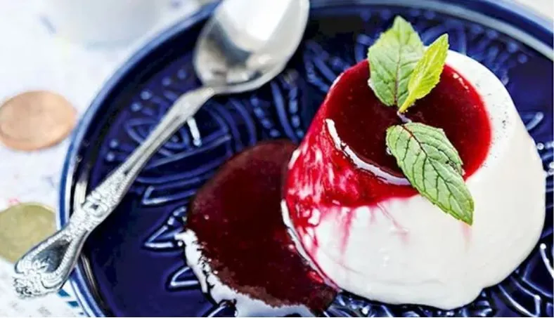 Panna Cotta nasıl yapılır? 9 farklı Panna Cotta Tarifi