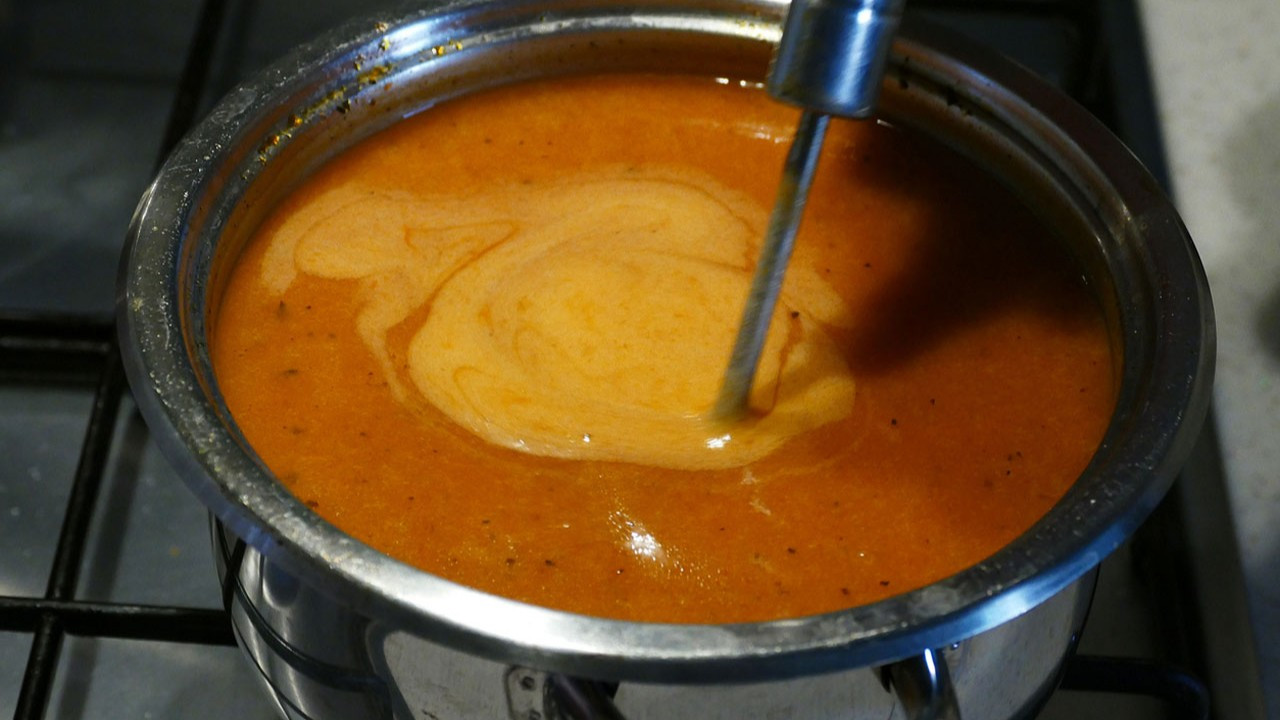 Tarhana Çorbası Nasıl yapılır? 6 Farklı Tarhana Çorbası Tarifi