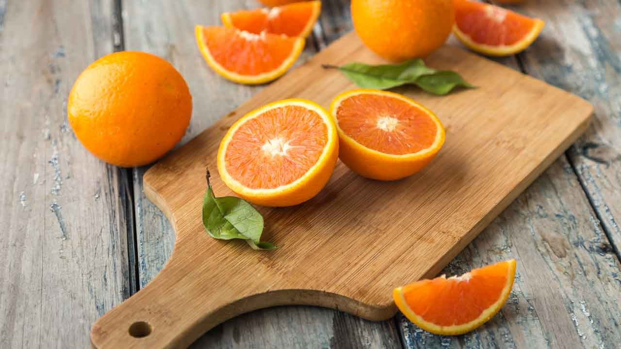Vitamin deposu Portakal: Peki faydaları, zararları neler?
