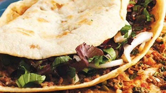 Evde lahmacun nasıl yapılır? 3 kolay tarif ve püf noktaları