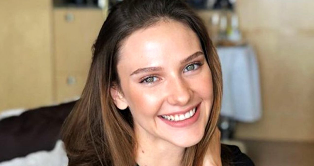 Alina Boz çocukluk fotoğrafını paylaştı: 