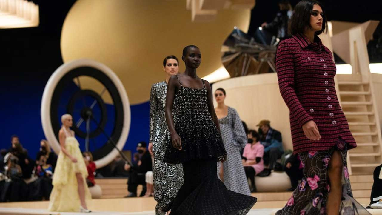 Chanel Haute Couture İlkbahar-Yaz 2022 koleksiyonu