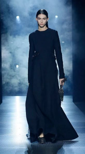 Fendi, Haute Couture İlkbahar-Yaz 2022 koleksiyonu - Sayfa 2