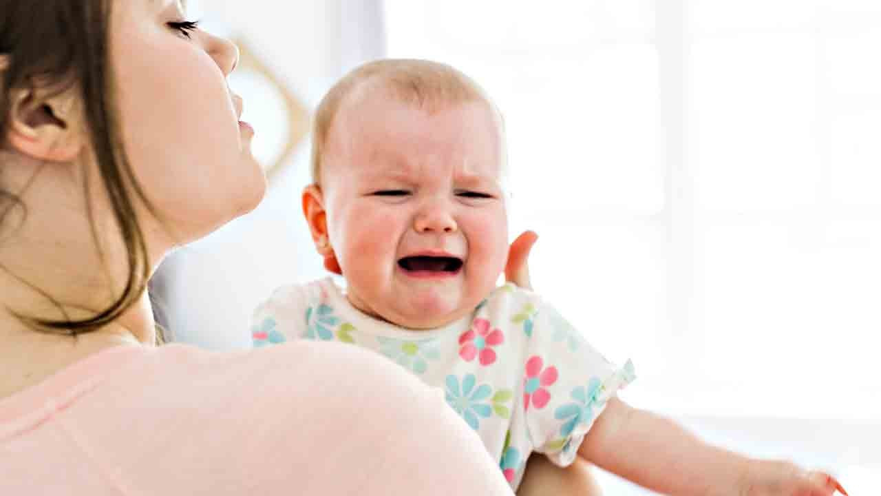   Ağlamak bebeklere zarar verir mi?