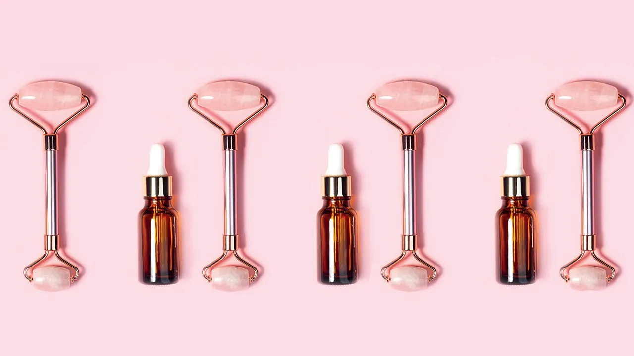 Cildinize tam destek! Roller, gua sha, masaj aleti, serum ve diğer yüz masaj ürünleri: 13 öneri