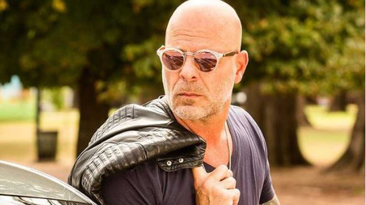 Bruce Willis'in afazi hastalığı sette paniğe neden oldu: Yanlış yere silah ateşledi