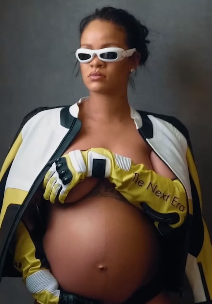Anne olmayan hazırlanan Rihanna’dan cesur hamilelik pozları: " Vücudum şu an harika şeyler yapıyor. Bundan utanacak değilim." - Sayfa 2