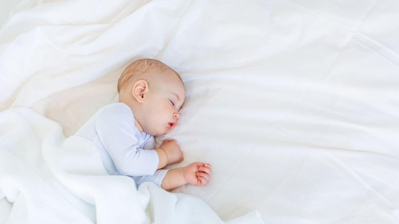 Bebeklerde kısa süren gündüz uykuları ve çözümleri