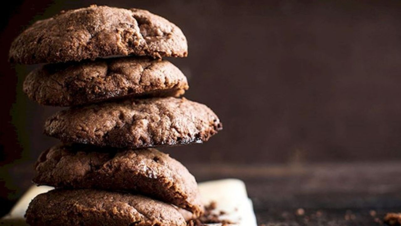 Antep fıstığı ve çikolata parçacıklı cookie tarifi