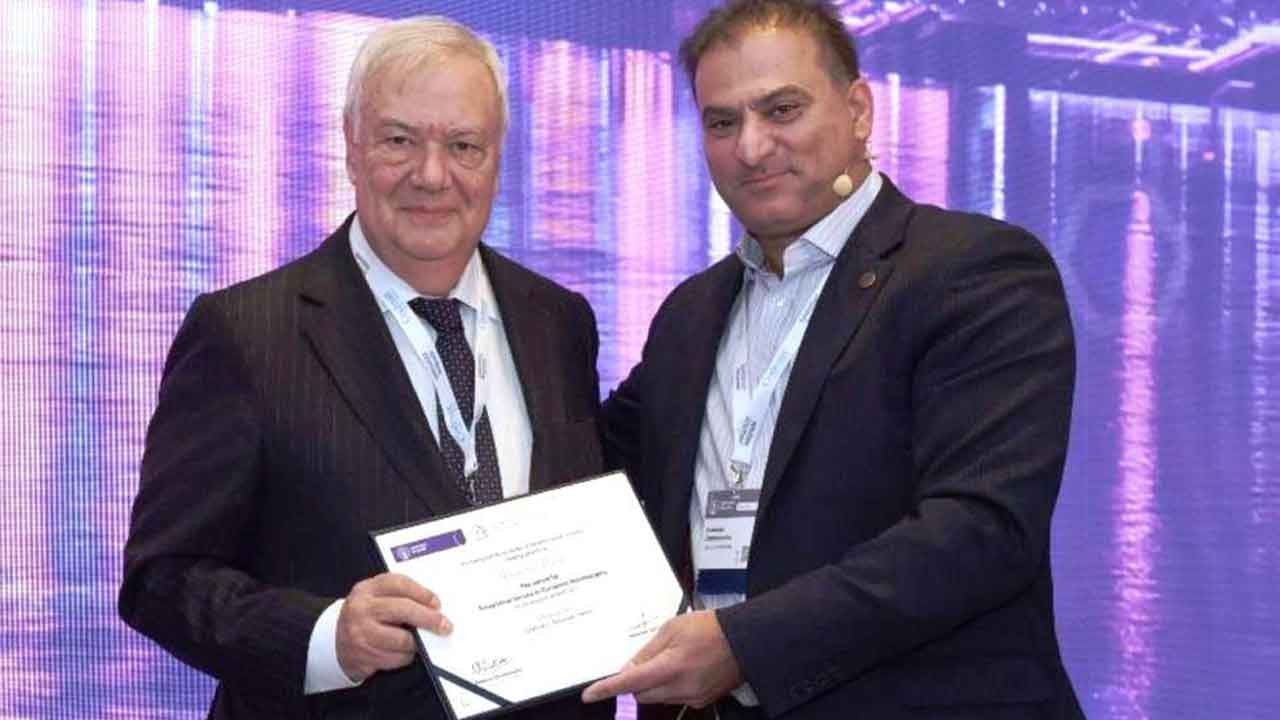 Prof. Dr. M. Necmettin Pamir, ulusarası 'Üstün Hizmet Ödülü' aldı