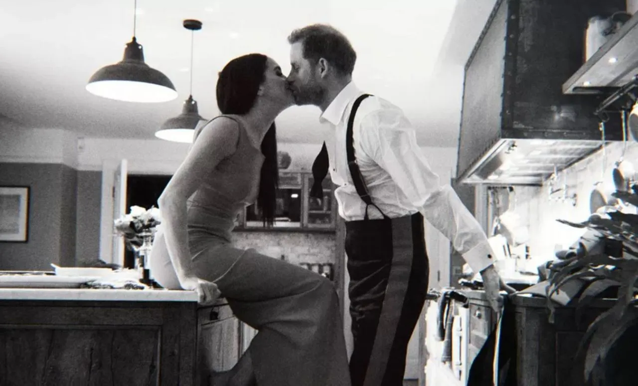 Harry ve Meghan belgeseli ne zaman? Netflix tarih verdi... Prens Harry, Netflix'in yeni fragmanında 'kirli bir oyun' diyor