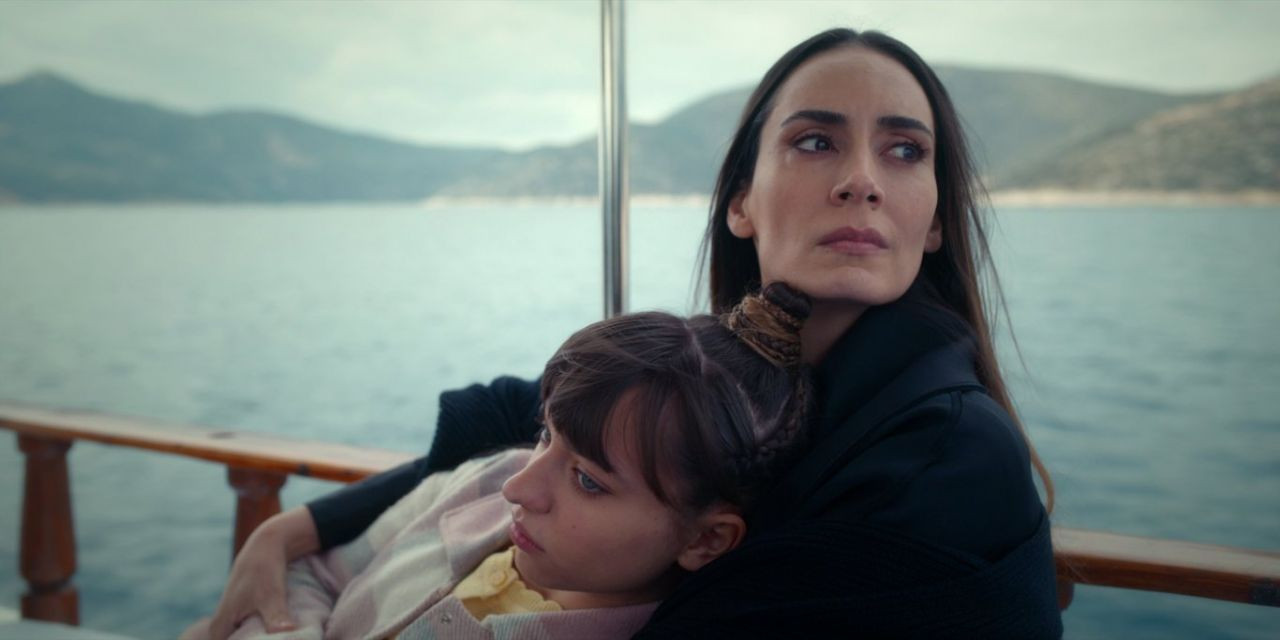 Biz Kimden Kaçıyorduk Anne?'nin Bambi'si Eylül Tumbar kimdir? Yakından tanıyalım
