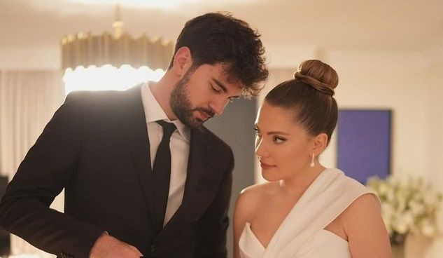 Eda Ece ile Buğrahan Tuncer nişanlandı: Fotoğraflara beğeni yağdı