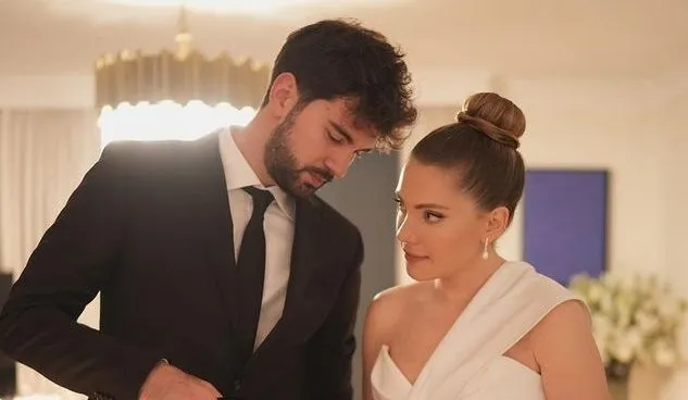 Eda Ece ile Buğrahan Tuncer nişanlandı: Fotoğraflara beğeni yağdı