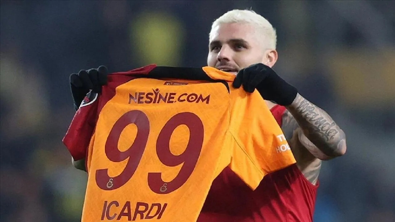Icardi'den 'Aşkın Olayım' performansı