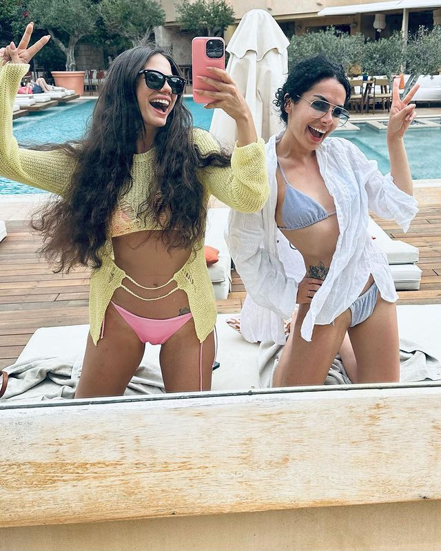 Demet Özdemir'den yaz sezonuna hızlı giriş
