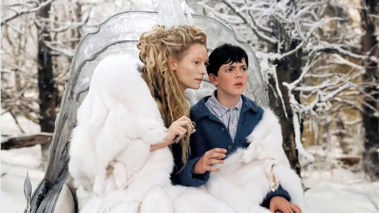 Greta Gerwig yeni Narnia Günlükleri filminin yönetmeni olacak!