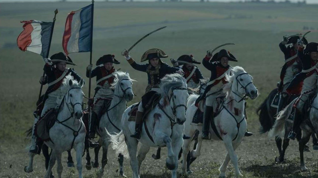 Joaquin Phoenix başrollü 'Napolyon' filminden ilk fragman