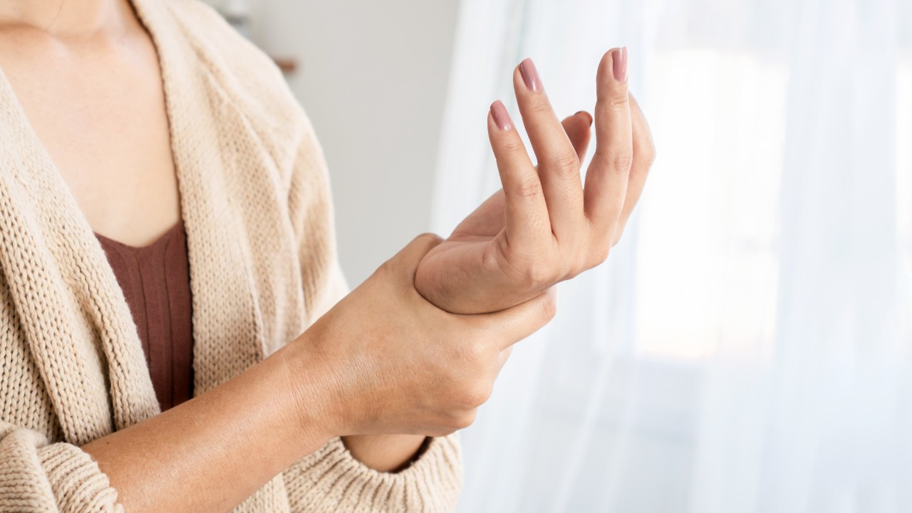 Ellerinizdeki 6 sağlık işaretine dikkat: Hafife almayın!