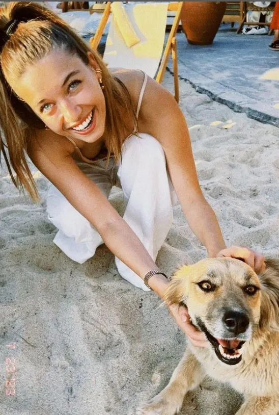 Afra Saraçoğlu, Bodrum tatilinden pozlarını paylaştı