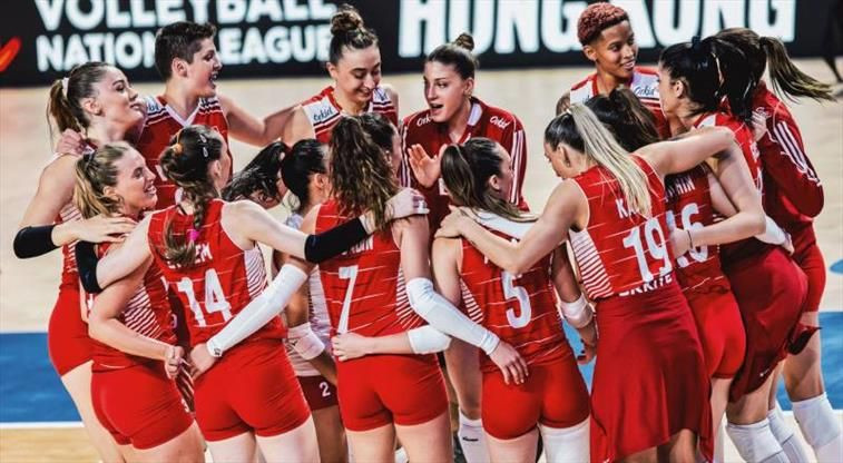 Filenin Sultanları'na ünlülerden tebrik mesajları