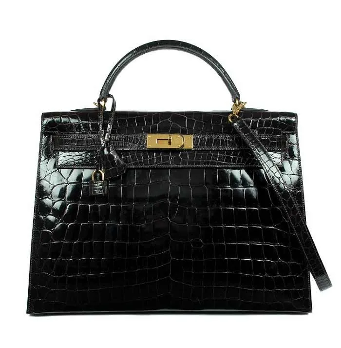 Hermes çantalardan oluşan Collection de Madame E isimli bir özel satış düzenliyor