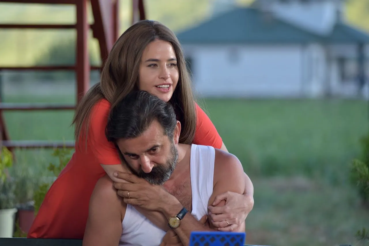 Büşra Pekin ilk kez anne oldu! Anneliğin tadını böyle çıkardı!