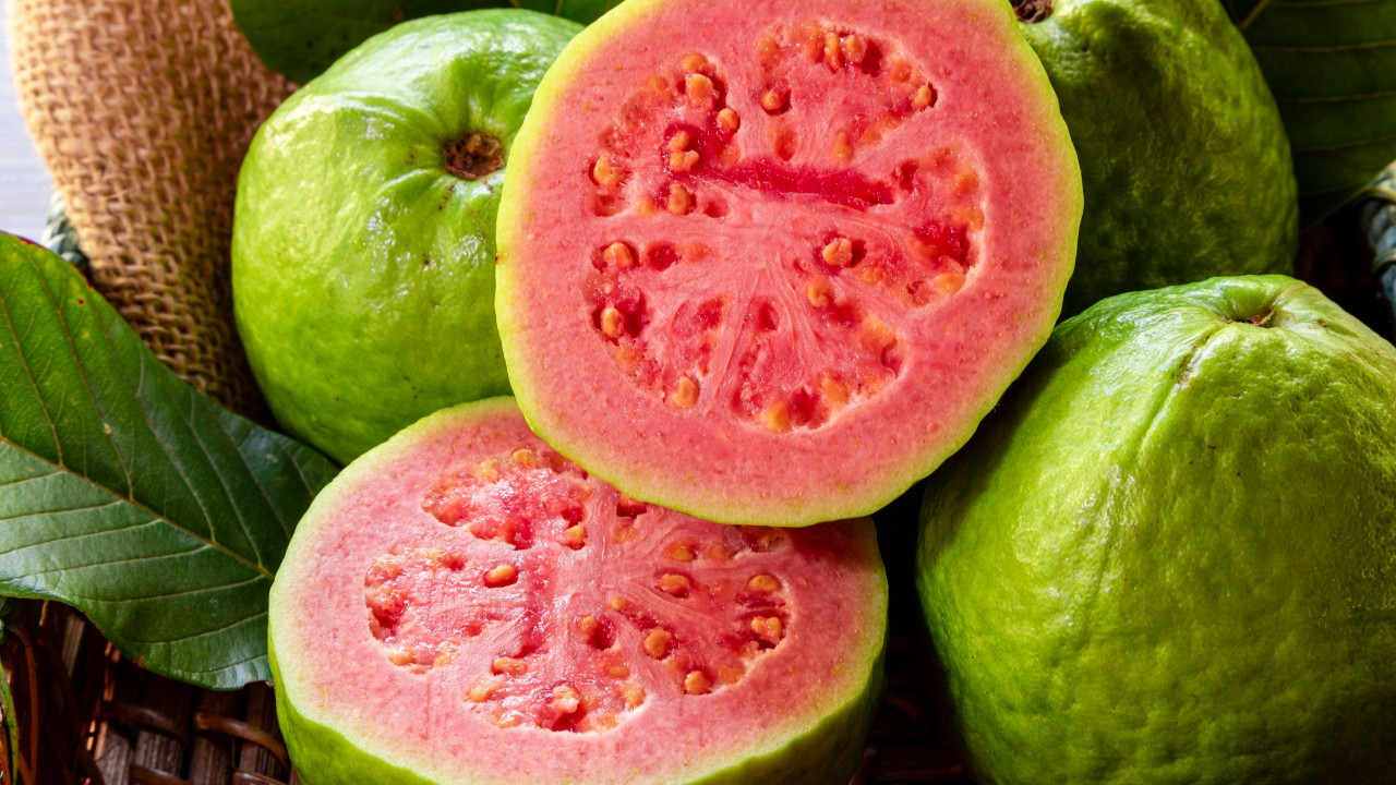 Pembe guava: Bu diyabet dostu meyvenin sağlığa 6 faydası