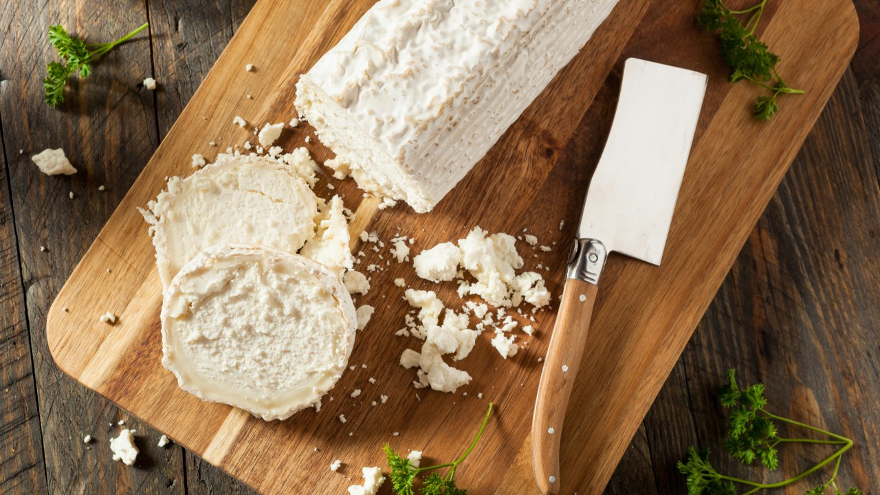 Keçi peyniri faydaları nelerdir? İnek peynirinden sağlıklı mı?