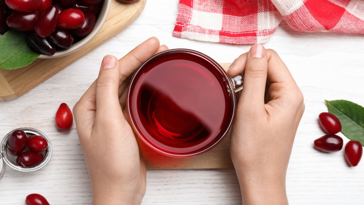 Kızılcık çayı içmenin sağlığa 8 muhteşem faydası