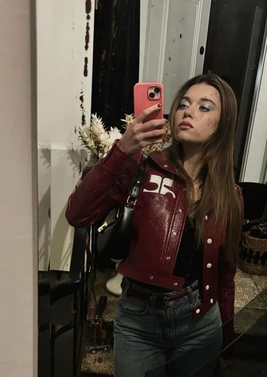 Yalı Çapkını'nın Seyran'ı Afra Saraçoğlu çocukluk fotoğrafını paylaştı
