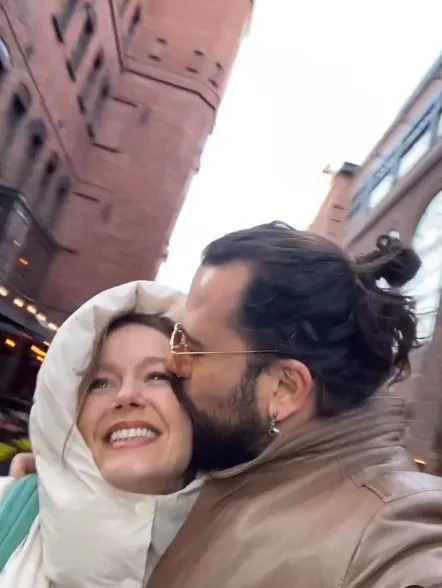 Burcu Biricik'in eşi Emre Yetkin, sempatik gebelik sendromuna yakalandı