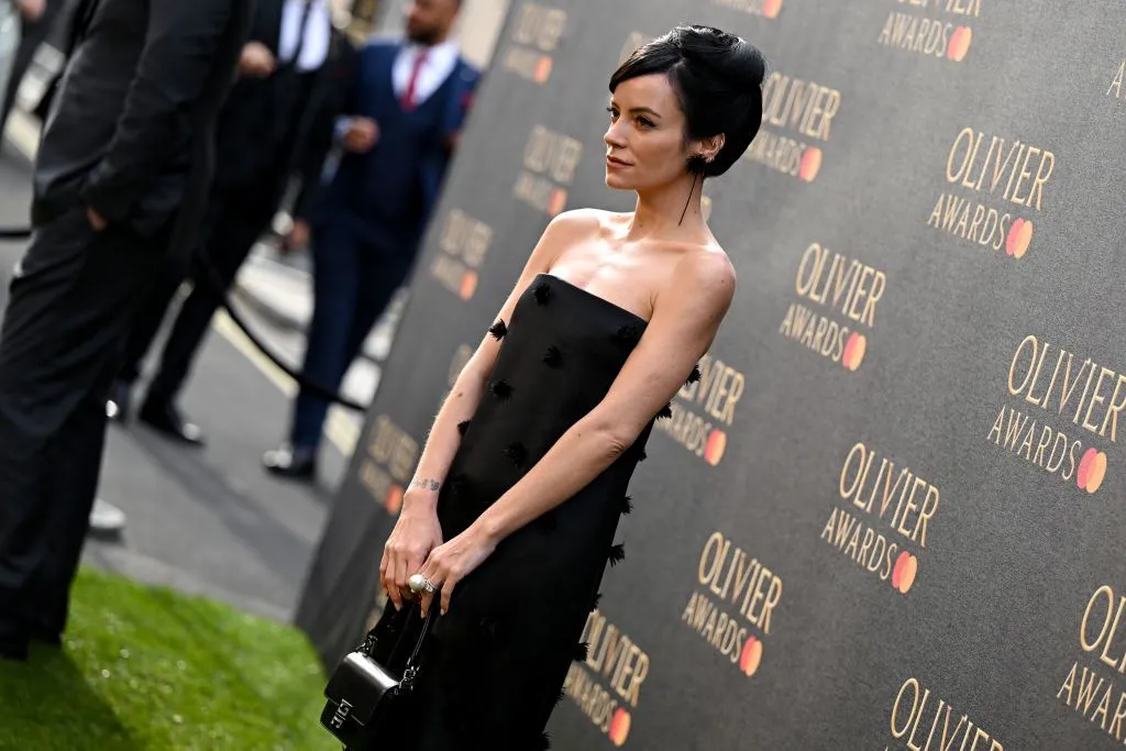 Lily Allen: Çocuk sahibi olmak kariyerimi mahvetti