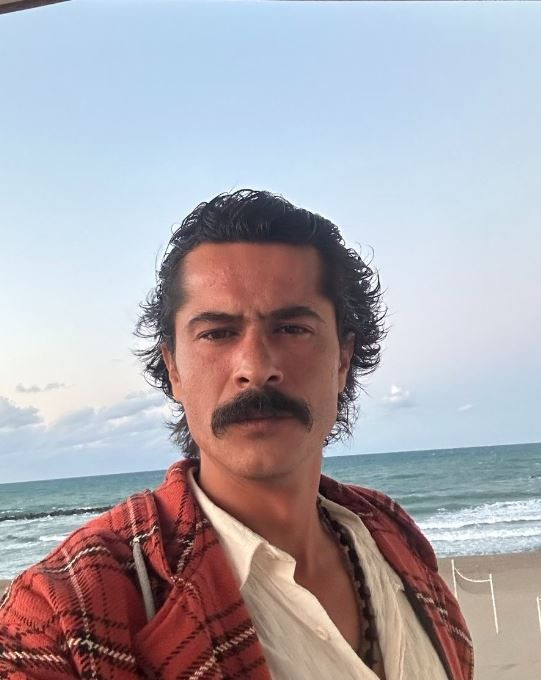 İsmail Hacıoğlu'nun acı günü... 'Hayatıma hangi kadın girse gözleri sendi'
