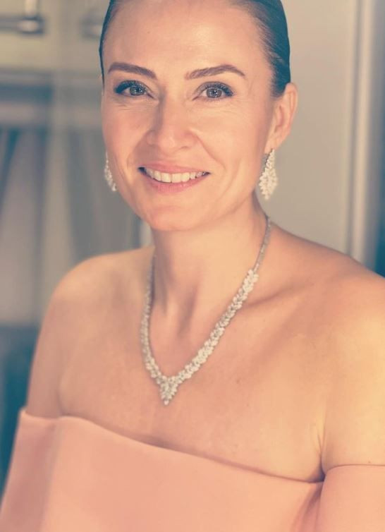 Ceyda Düvenci'nin paylaşımına yeni aşkı Güçlü Mete'den yorum