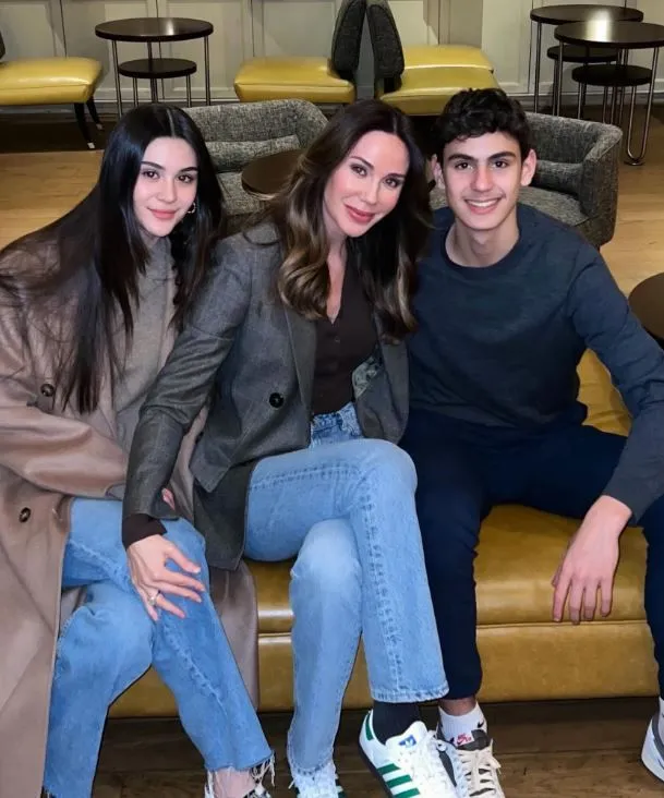 Demet Şener ile İbrahim Kutluay'ın oğlu Ömer 15 yaşına girdi! Şener'in sözleri duygulandırdı
