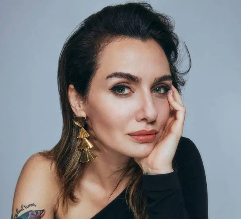 Birce Akalay'dan şaşırtan açıklama! İşte oyuncu olmasa yapacağı meslek