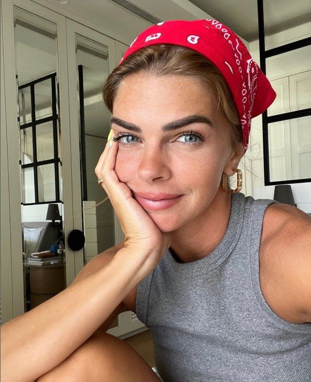 Pelin Karahan: Eşime çıplak fotoğraflar attılar
