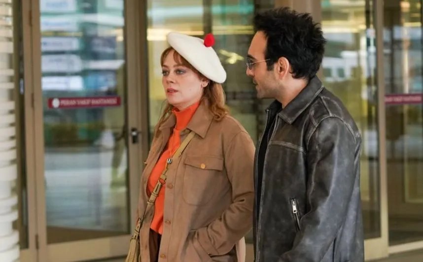 Buğra Gülsoy: Demet olağanüstü yeteneklerle donatılmış, onunla çalışmaktan çok mutluyum