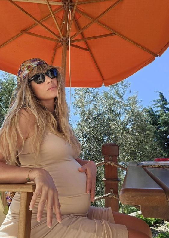 İkinci kez anne olmaya hazırlanan Müge Boz: Dişil enerji meditasyonlarını yapıyorum