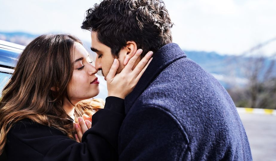 Afra Saraçoğlu ile aşk yaşayan Mert Ramazan Demir: Her şey çok güzel
