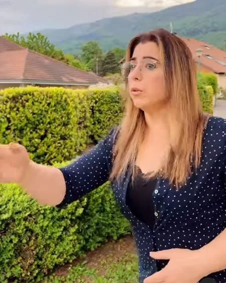 Türkiye'yi terk edip İsviçre'ye yerleşmişti... Ünlü türkücü Seher Dilovan İsviçre'de köy hayatı yaşıyor