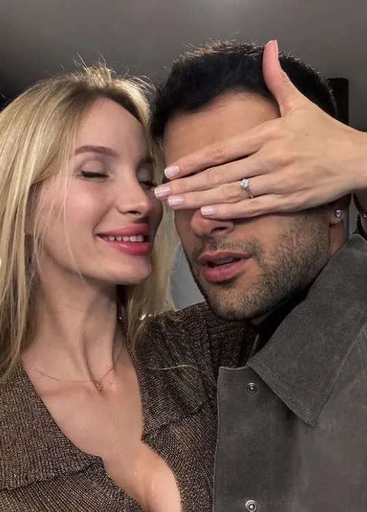 Ünlü çift Reynmen ile Emire Cansu Kurtaran evleniyor